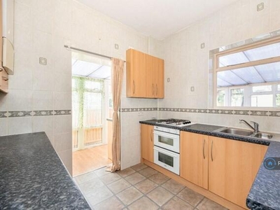 4 Bedroom Semi-detached House For Rent In Billericay