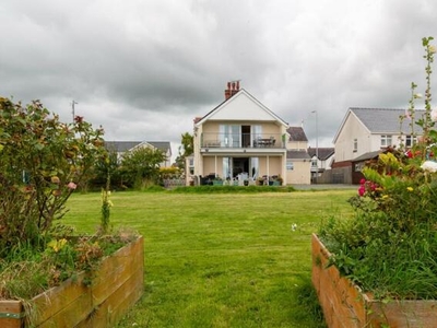 5 Bedroom Detached House For Sale In Benllech, Isle Of Anglesey