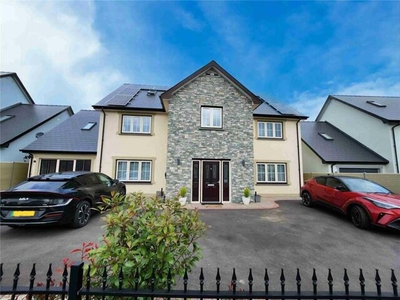 5 Bedroom Detached House For Sale In Carnarthen, Carmarthenshire