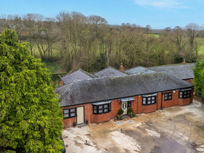 6 Bedroom Detached House For Sale In Wiltshire