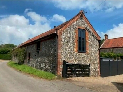 2 Bedroom Barn Conversion To Rent