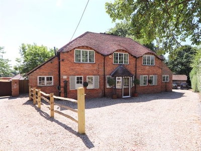 Detached house for sale in Potters Heron Close, Ampfield, Romsey, Hampshire SO51
