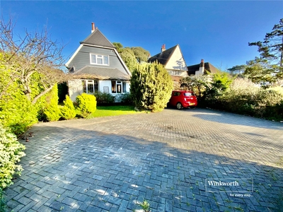 East Cliff Way, Christchurch, BH23 5 bedroom house in Christchurch