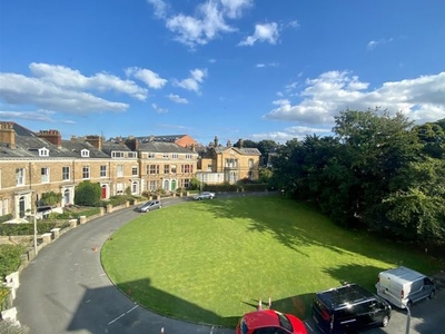 Flat for sale in Royal Crescent, Scarborough YO11