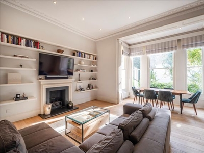 Flat for sale in Spencer Court, St John's Wood NW8