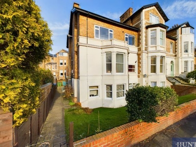 Flat for sale in Westbourne Road, Scarborough YO11