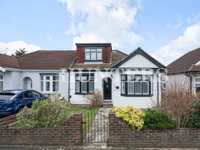 Semi-detached bungalow for sale in Mansfield Gardens, Hornchurch RM12