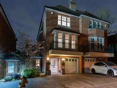 Semi-detached house for sale in Mountview Close, Hampstead Garden Suburb NW11