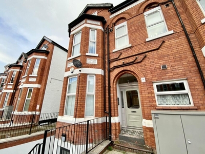 1 bedroom flat for rent in Central Road, West Didsbury, Manchester, M20