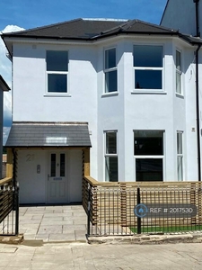 1 bedroom flat for rent in Tregonwell Road, Bournemouth, BH2