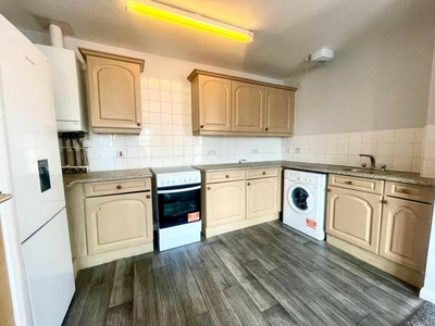1 bedroom flat for rent in Victoria Court, Manchester, M40