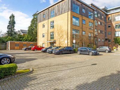 1 Bedroom Flat For Sale In Reading