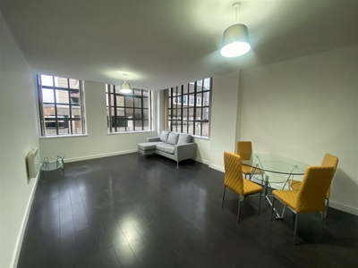 2 bedroom apartment for rent in Light House, 3 Joiner Street, M4
