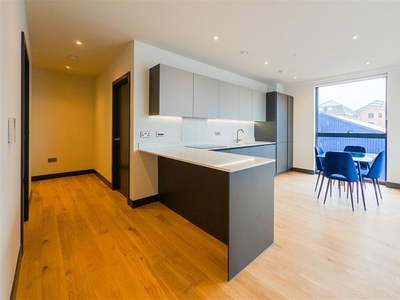 2 bedroom apartment for rent in New Cross Central, M4