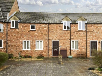2 Bedroom Apartment For Sale In Oundle, Peterborough