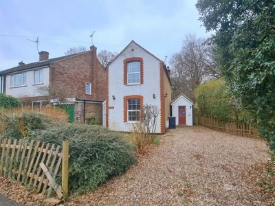 2 Bedroom Detached House For Sale In Thornwood, Epping