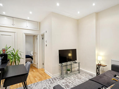 2 Bedroom End Of Terrace House For Rent In
South Kensington