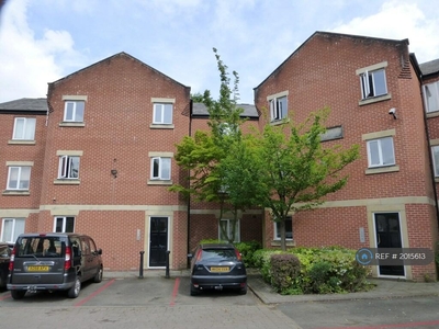 2 bedroom flat for rent in Trinity Court, Salford, M3