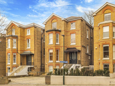 2 Bedroom Flat For Sale In
Richmond