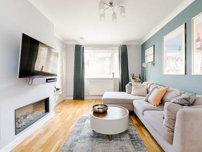 2 bedroom property for sale in Barnsbury Square, Barnsbury, London, N1