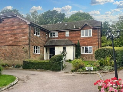 2 Bedroom Retirement Property For Sale In Crowborough, East Sussex