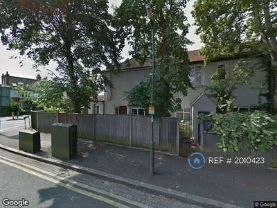 2 Bedroom Semi-detached House For Rent In Wimbledon