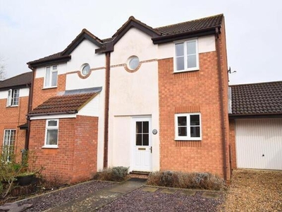 2 Bedroom Semi-detached House For Sale In Loughton