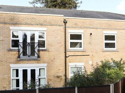 2 Bedroom Shared Living/roommate Chorleywood Hertfordshire