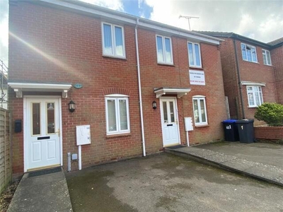 2 Bedroom Shared Living/roommate Daventry Northamptonshire