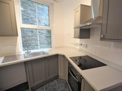 2 Bedroom Terraced House For Rent In Glossop