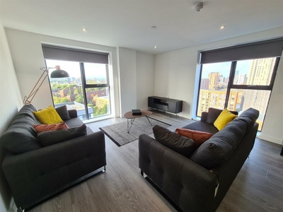 3 bedroom apartment for rent in Downtown, Woden Street, Salford, M5