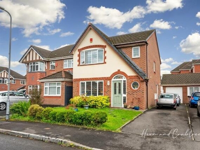 3 Bedroom Detached House For Sale In Lansdowne Gardens, Canton