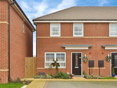 3 Bedroom End Of Terrace House For Sale In Eaton Leys
