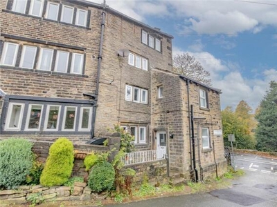 3 Bedroom End Of Terrace House For Sale In Huddersfield, West Yorkshire