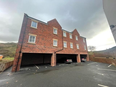 3 Bedroom Flat For Sale In Skinningrove, Saltburn-by-the-sea