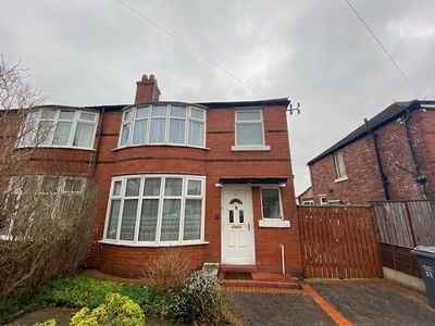 3 bedroom house for rent in Finchley Road, Manchester, M14