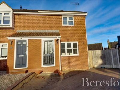 3 Bedroom Semi-detached House For Sale In Billericay