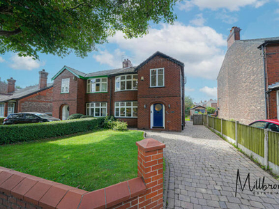 3 Bedroom Semi-detached House For Sale In Irlam, Manchester