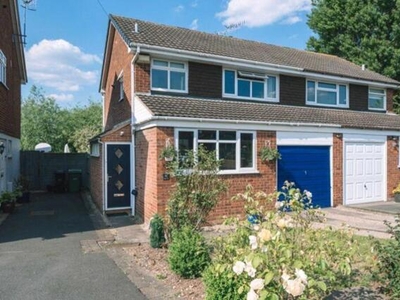 3 Bedroom Semi-detached House For Sale In Kingswinford, West Midlands