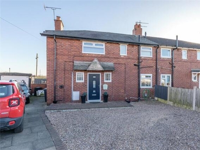 3 Bedroom Semi-detached House For Sale In Kippax, Leeds