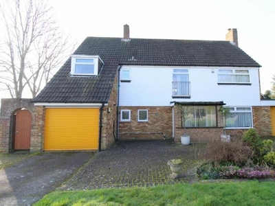 4 Bedroom Detached House For Sale In Bromley