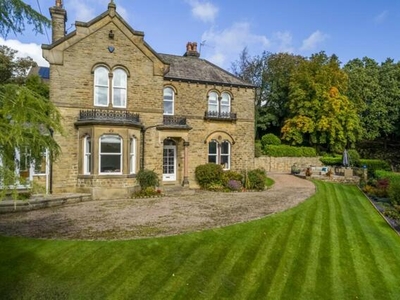4 Bedroom Detached House For Sale In Holmfirth