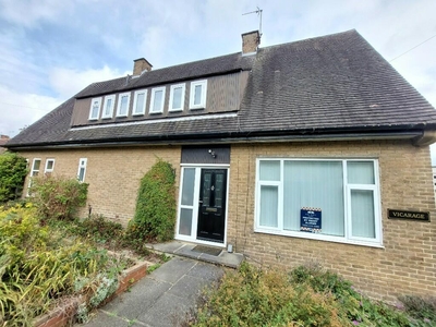 4 bedroom house share for rent in Northwood Crescent, Bradford, West Yorkshire, BD10