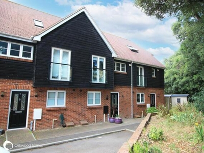 4 Bedroom Mews Property For Sale In Pegwell Road