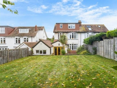 4 Bedroom Semi-detached House For Sale In Salisbury