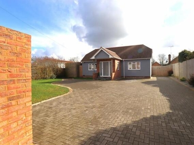 5 Bedroom Detached Bungalow For Sale In Farnborough