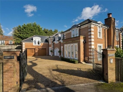 5 Bedroom Detached House For Sale In Weybridge, Surrey