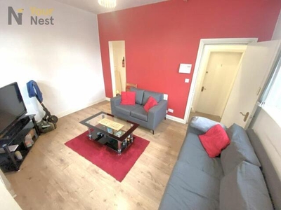 5 Bedroom End Of Terrace House For Rent In Hyde Park, Leeds