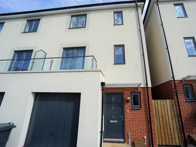 5 Bedroom House For Rent In Stapleton, Bristol