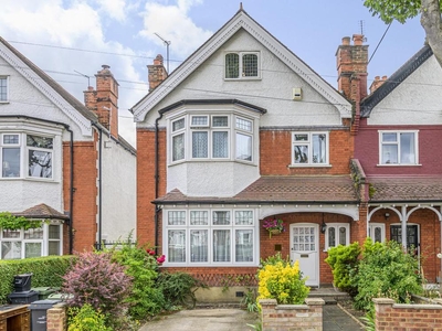 6 bedroom House for sale in Braxted Park, Streatham SW16